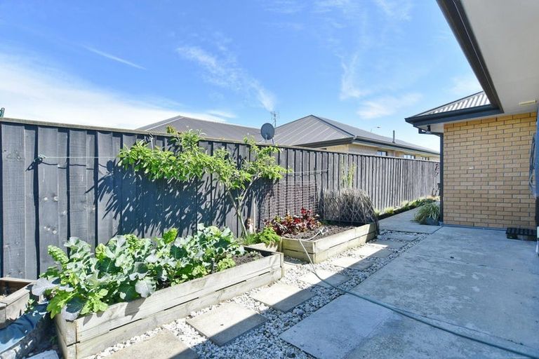 Photo of property in 6/3 Retallick Way, Amberley, 7410