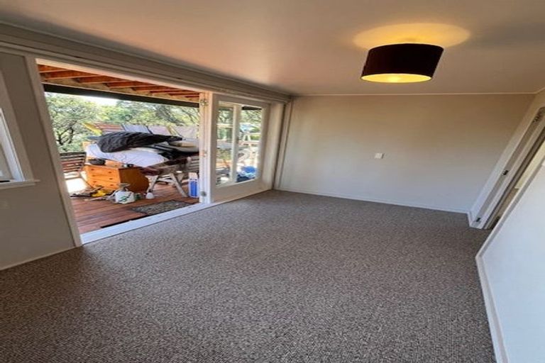 Photo of property in 24 Beacon Hill Road, Strathmore Park, Wellington, 6022