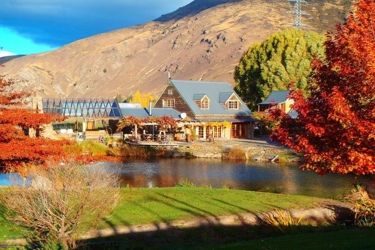 Photo of property in 352 Morven Ferry Road, Arrow Junction, Queenstown, 9371