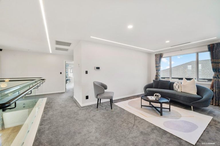 Photo of property in 47 Kewa Road, Albany Heights, Auckland, 0632