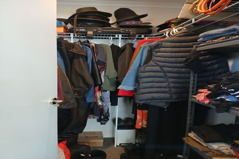 Photo of property in 12 Costello Drive, Ngatea, 3503