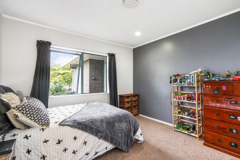 Photo of property in 1 Caesar Roose Drive, Glenview, Hamilton, 3206