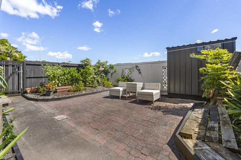 Photo of property in 1/83 Centreway Road, Orewa, 0931