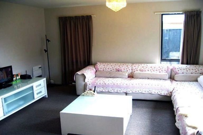 Photo of property in 25 Six Silvers Avenue, Halswell, Christchurch, 8025