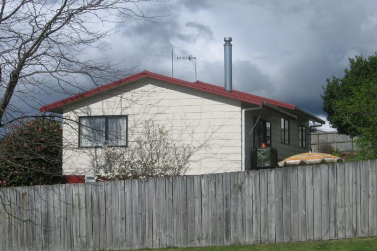 Photo of property in 21 Thebes Street, Pomare, Rotorua, 3015