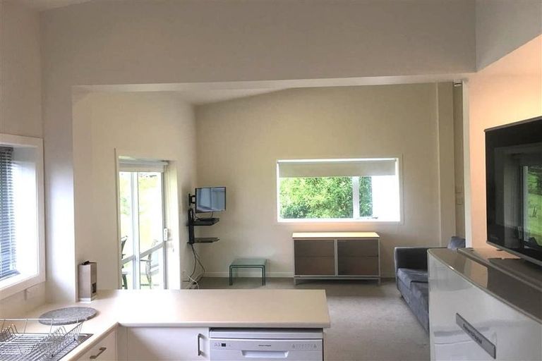 Photo of property in 11 Jeffs Road, Dairy Flat, Albany, 0794