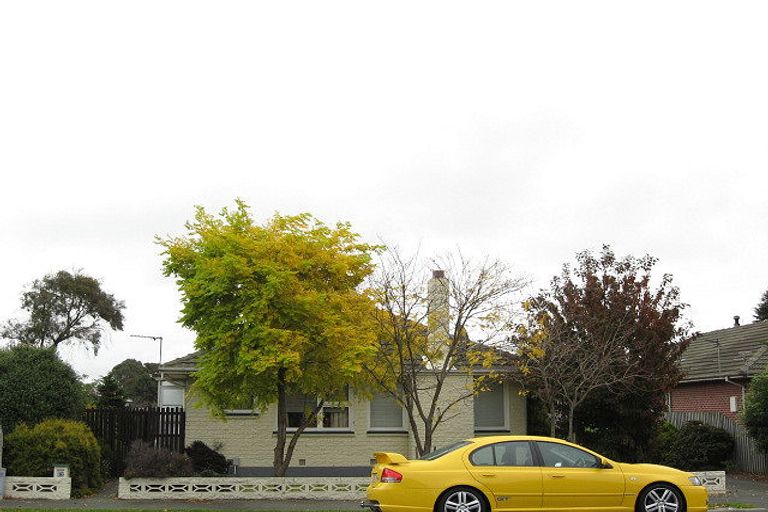 Photo of property in 1/12 Curletts Road, Sockburn, Christchurch, 8042