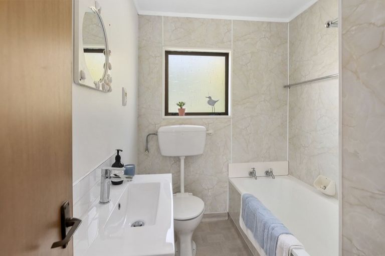 Photo of property in 24a Manuka Street, Otaki Beach, Otaki, 5512