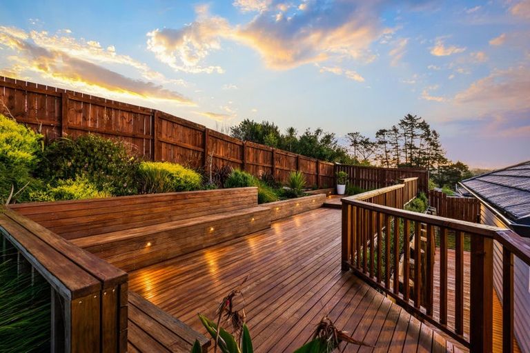 Photo of property in 55 Accolage Boulevard, Kumeu, 0810