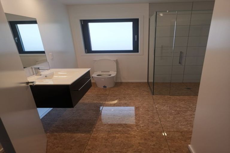 Photo of property in 37 Sussex Street, Levin, 5510