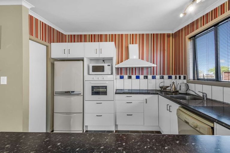 Photo of property in 6 Porritt Place, Waipukurau, 4200