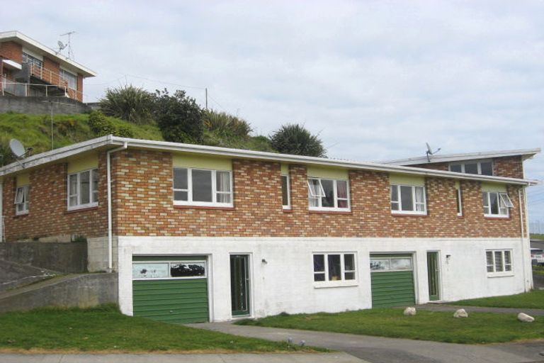 Photo of property in 33c Findlay Street, Moturoa, New Plymouth, 4310