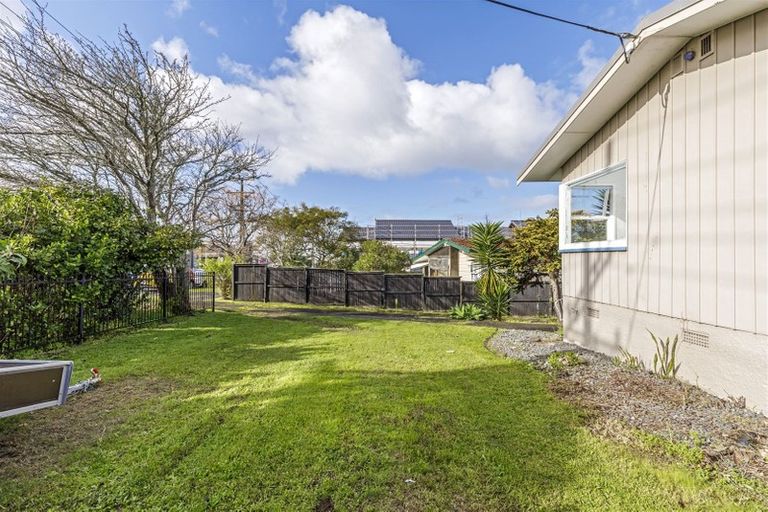 Photo of property in 22 Sunnybrae Road, Hillcrest, Auckland, 0627