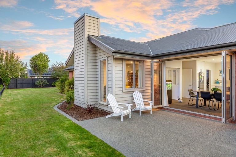 Photo of property in 15 Melville Crescent, Rolleston, 7614