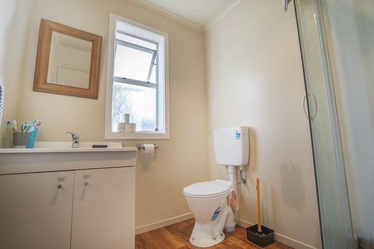 Photo of property in 16 Charles Street, Grasmere, Invercargill, 9810