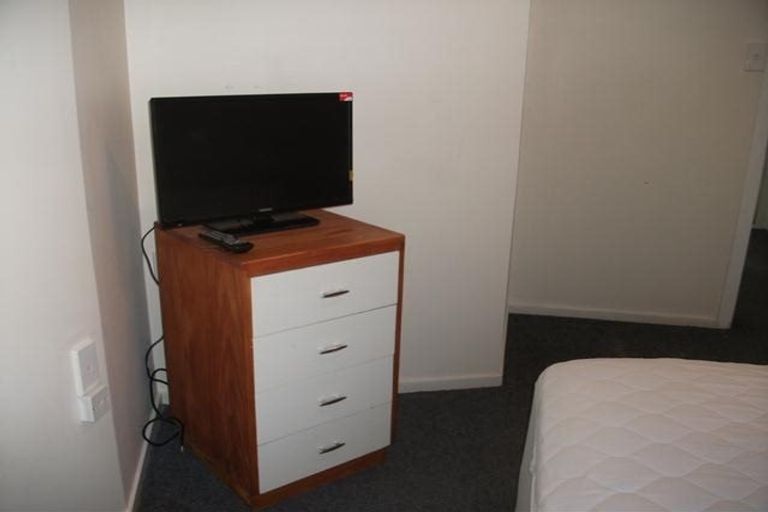 Photo of property in 6 Croft Grove, Moera, Lower Hutt, 5010