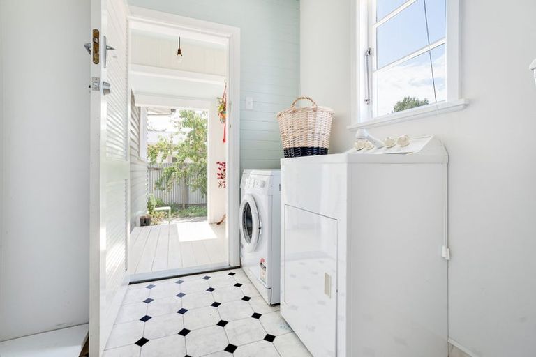 Photo of property in 169 Queen Victoria Street, Motueka, 7120