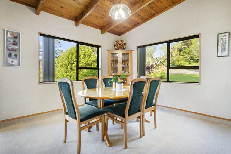 Photo of property in 161 Shaw Road, Oratia, Auckland, 0604