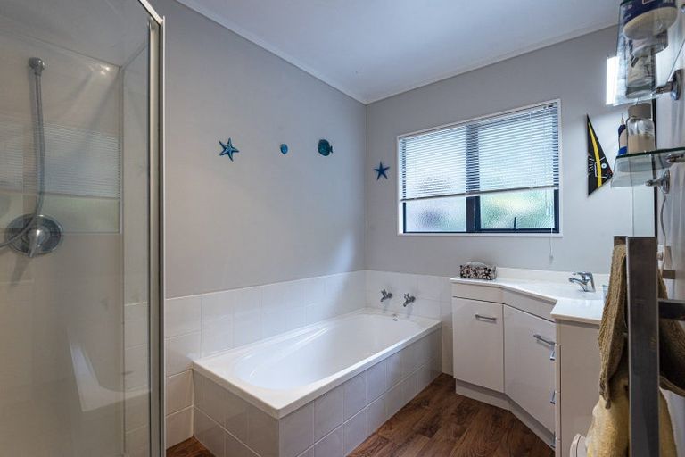 Photo of property in 4 Sunrise Court, Onerahi, Whangarei, 0110