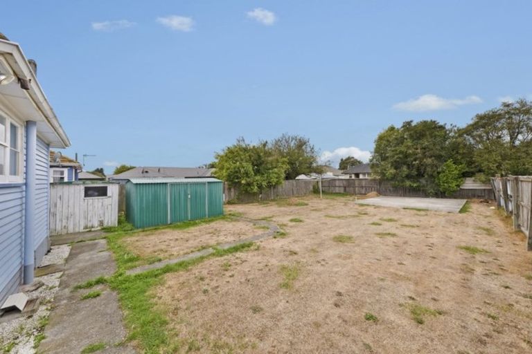 Photo of property in 2/45 Dickson Crescent, Hornby, Christchurch, 8042