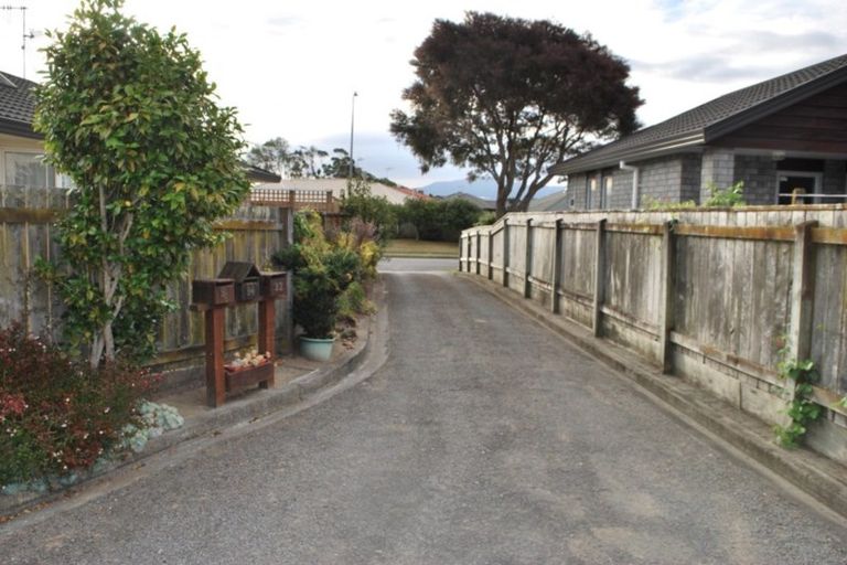 Photo of property in 94 Cedar Drive, Paraparaumu Beach, Paraparaumu, 5032