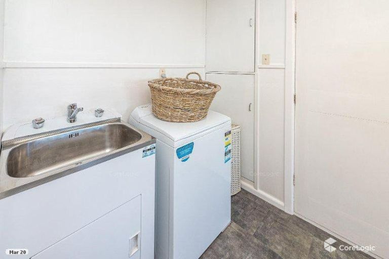 Photo of property in 84 Matai Street, Castlecliff, Whanganui, 4501