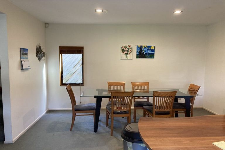 Photo of property in 15 Burma Road, Khandallah, Wellington, 6035