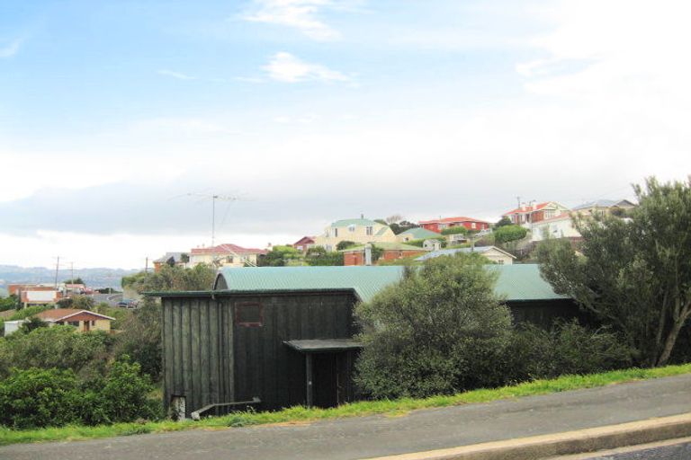 Photo of property in 2 Minto Street, Andersons Bay, Dunedin, 9013