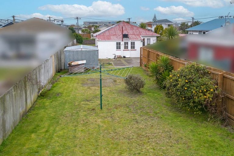 Photo of property in 28 Keppel Street, New Brighton, Christchurch, 8083