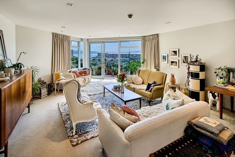 Photo of property in Piermont Apartments, 4e/82 Cable Street, Te Aro, Wellington, 6011