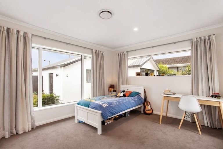 Photo of property in 154 Hamilton Avenue, Ilam, Christchurch, 8041