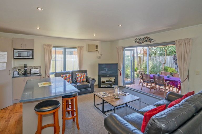 Photo of property in 5 Pipi Dune, Whitianga, 3510
