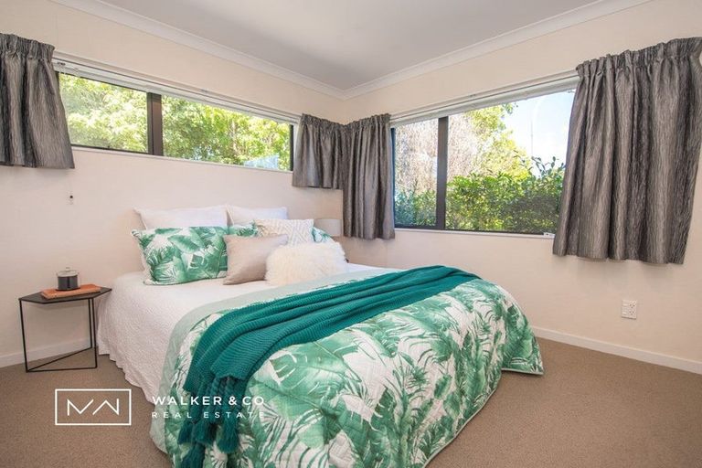 Photo of property in 14 Cosgrove Rise, Riverstone Terraces, Upper Hutt, 5018