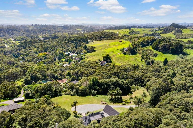 Photo of property in 105 Grassmere Road, Henderson Valley, Auckland, 0612
