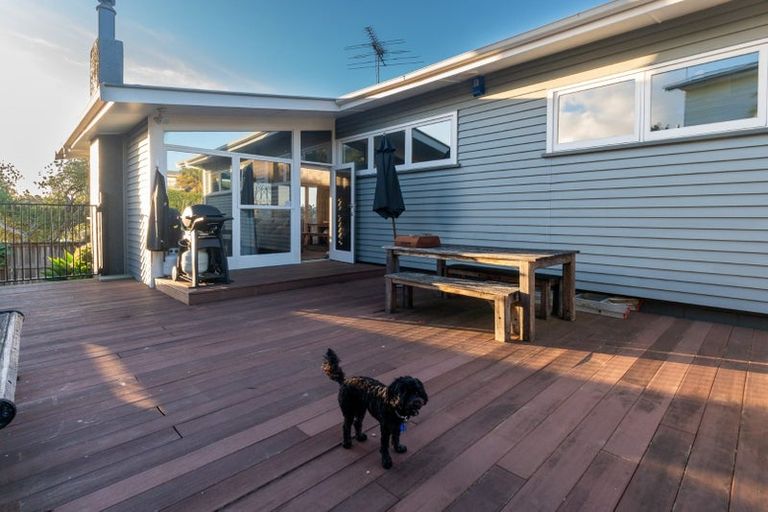 Photo of property in 7 Arlette Place, Massey, Auckland, 0614