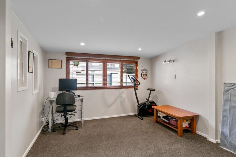 Photo of property in 12 Denton Road, Levin, 5571