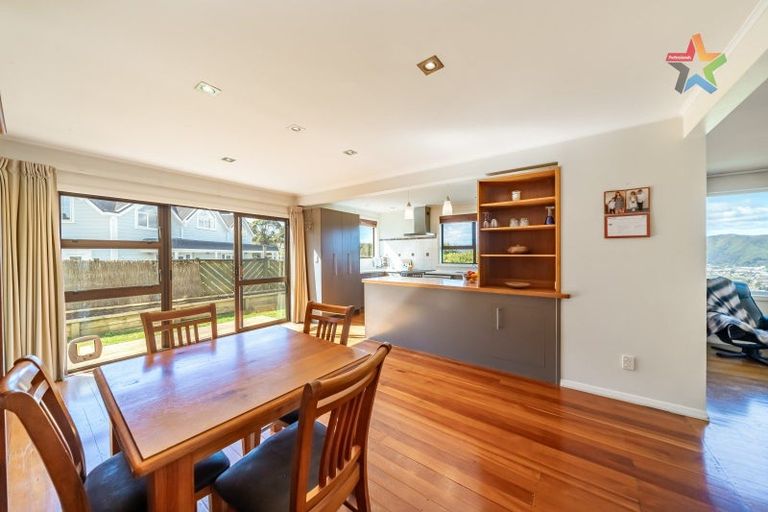 Photo of property in 4 Akatea Road, Korokoro, Lower Hutt, 5012