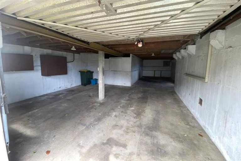 Photo of property in 176 Ngamotu Road, Spotswood, New Plymouth, 4310