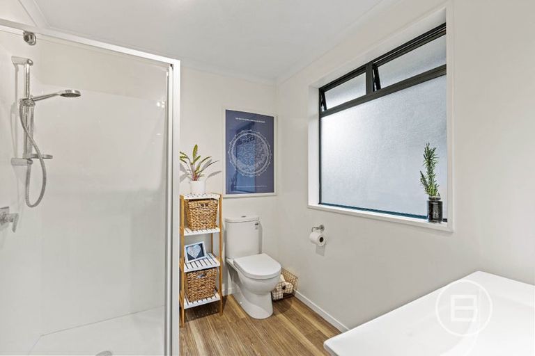 Photo of property in 16 Shearwater Drive, Woolston, Christchurch, 8023