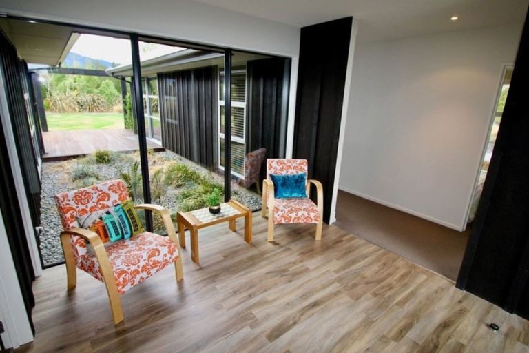 Photo of property in 18 Lochiel Drive, Hanmer Springs, 7334