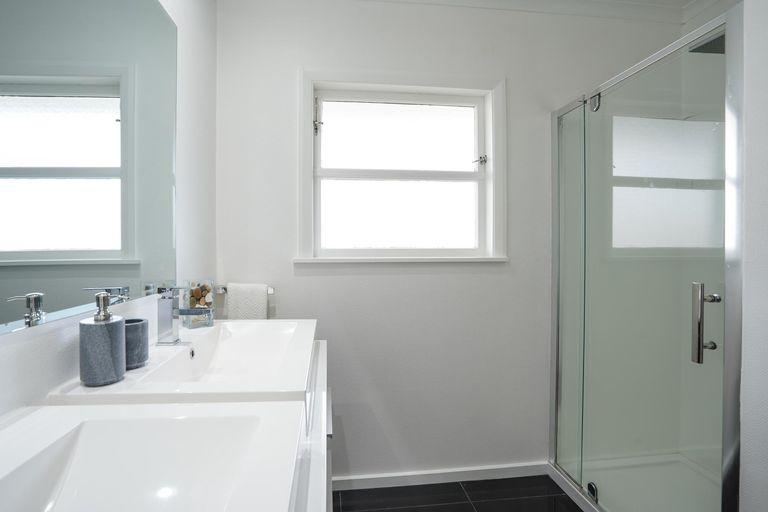 Photo of property in 10 Hurley Place, Awapuni, Palmerston North, 4412