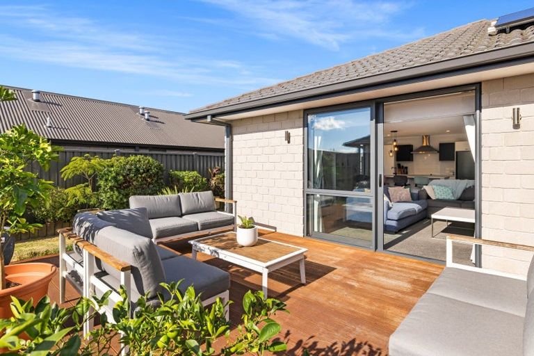 Photo of property in 6 Blacklock Road, Pyes Pa, Tauranga, 3112