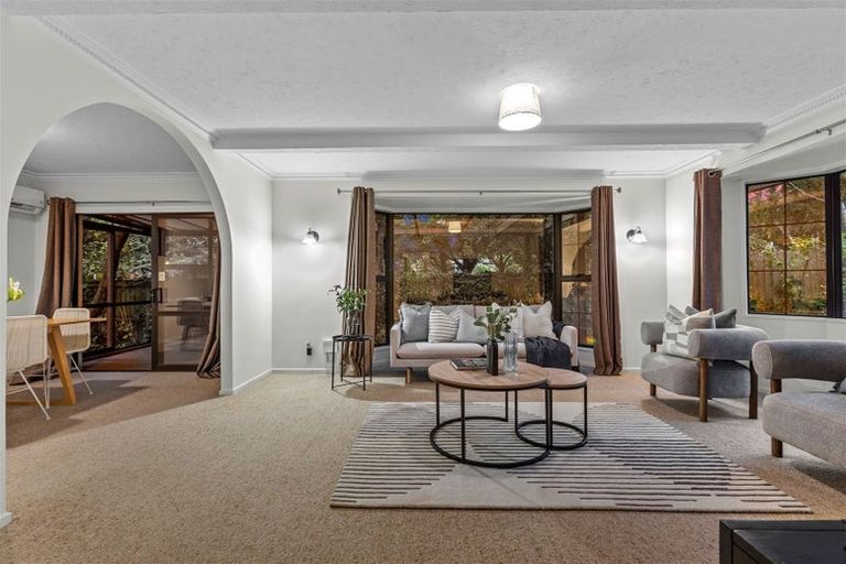 Photo of property in 1/10 Rembrandt Place, Burnside, Christchurch, 8053