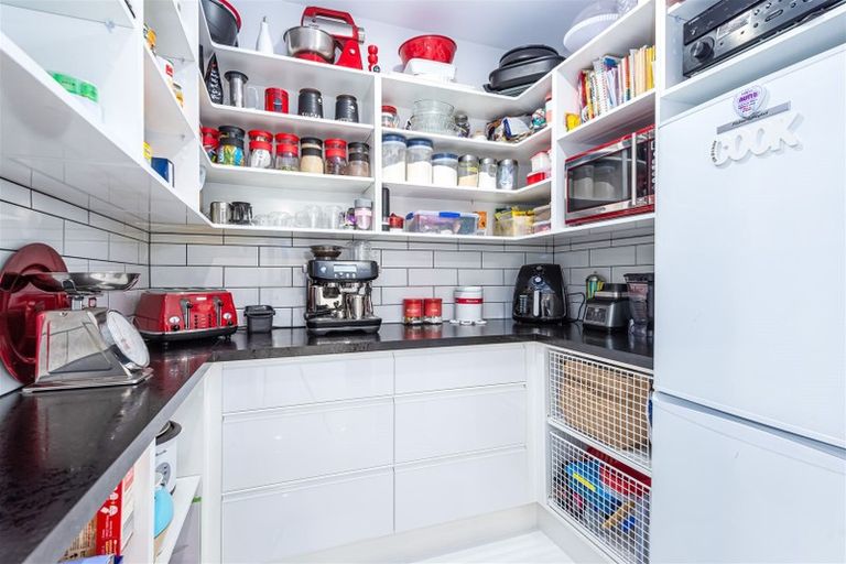 Photo of property in 5 Evelyn Crescent, Marshland, Christchurch, 8083