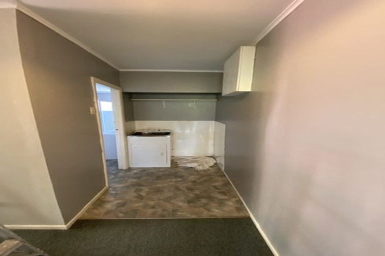 Photo of property in 31 Atiawa Crescent, Waiwhetu, Lower Hutt, 5010