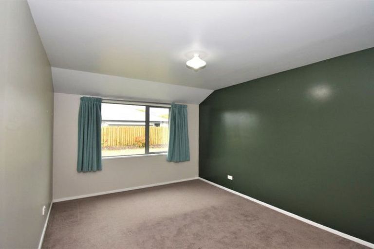 Photo of property in 2 Lisburn Street, Milton, 9220