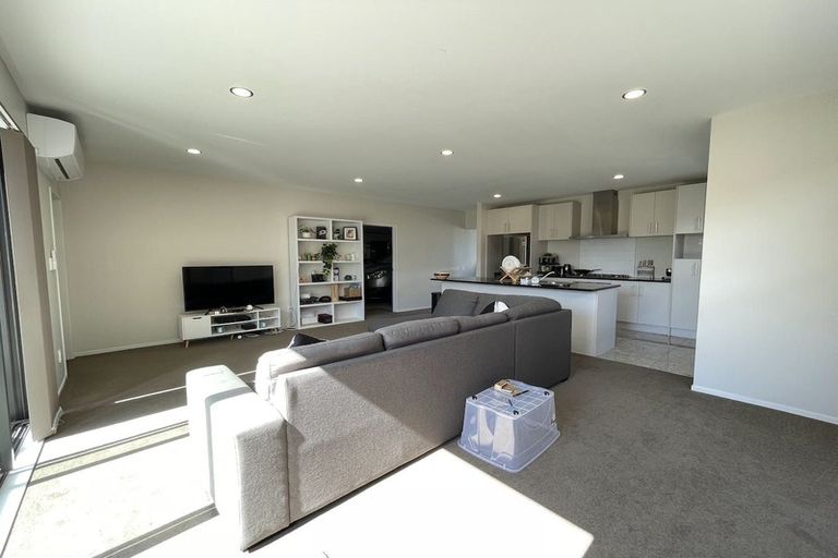 Photo of property in 13 Treestump Road, Takanini, 2112