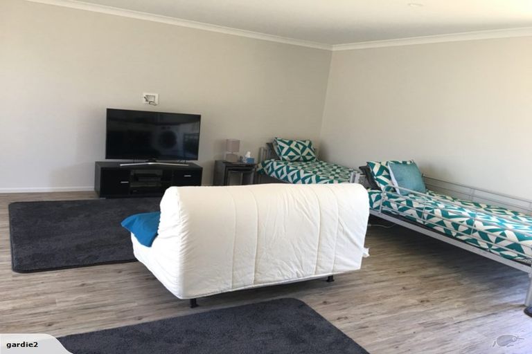 Photo of property in 2 Kahu Close, Kaiteriteri, Motueka, 7197