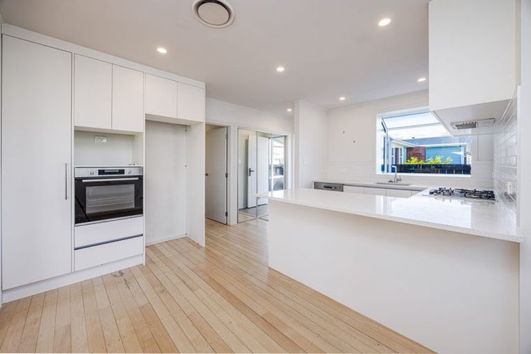 Photo of property in 50 Fernaig Street, Papakura, 2110