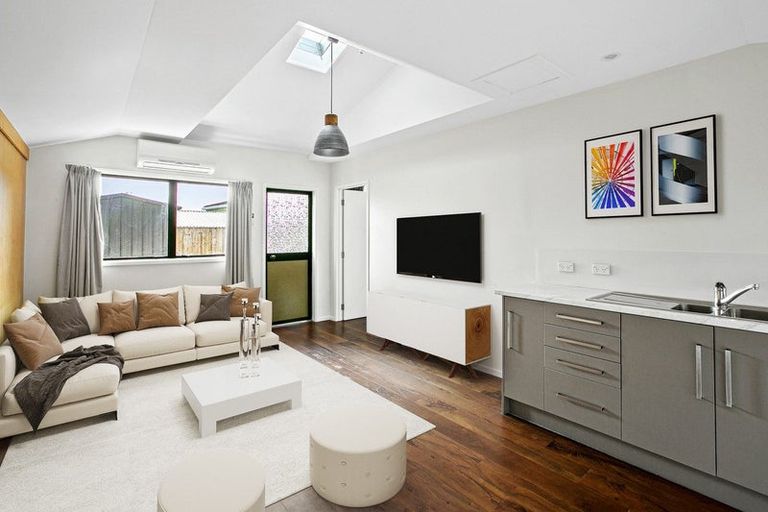 Photo of property in 50 Barrett Road, Whalers Gate, New Plymouth, 4310